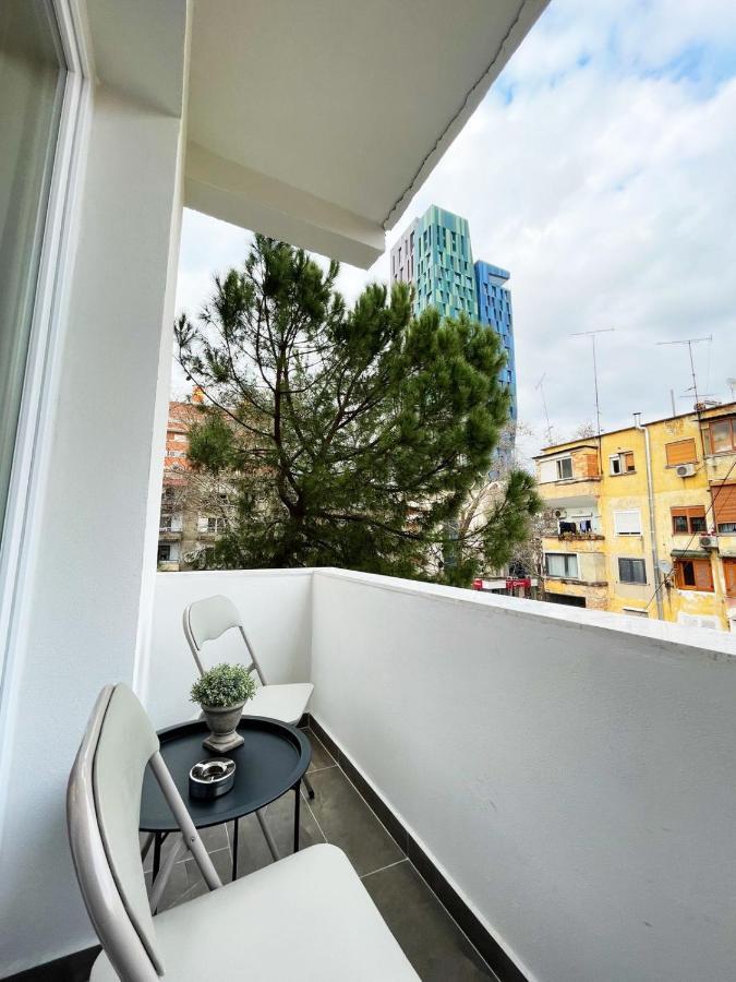 Aj Apartments, Hidden Gem In The Heart Of טיראנה מראה חיצוני תמונה